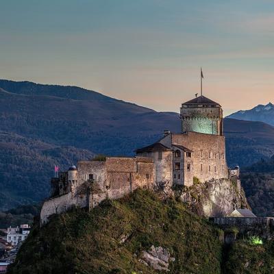 Centenaire du Château de Lourdes : Marie Bruneau et Bertrand Genié