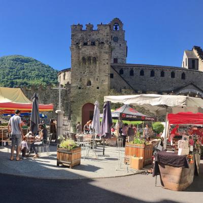 Le marché de Luz du lundi matin