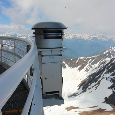 capteur de microplastique au Pic du Midi