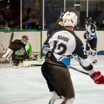 match de hockey des bouquetins