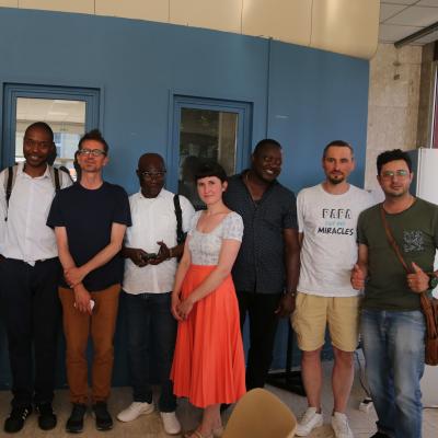 Photo de groupe participants émission Journée mondiale des réfugiés.