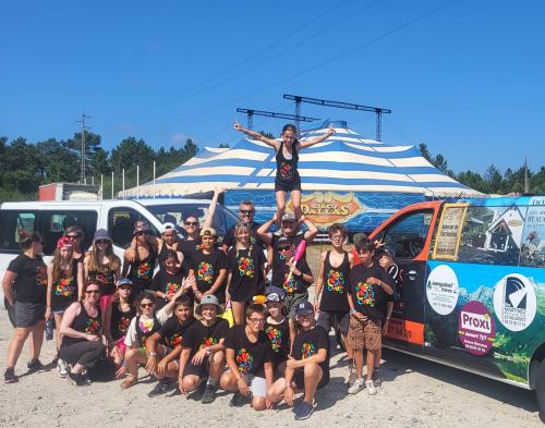 Cirk'en Valet, à peine de retour du Portugal, ils vous attendent au "Festival Là-Haut" àà Cauterets 