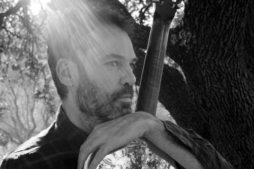 Portrait de Piers Faccini